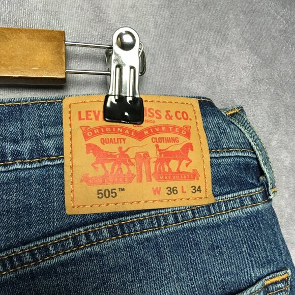 Levis Mens 505 Regular Fit Blue Jeans size 36x34 Stretch Denim Pants - Picture 6 of 16